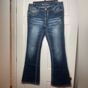 Ariya Jeans Women’s Size 13/14